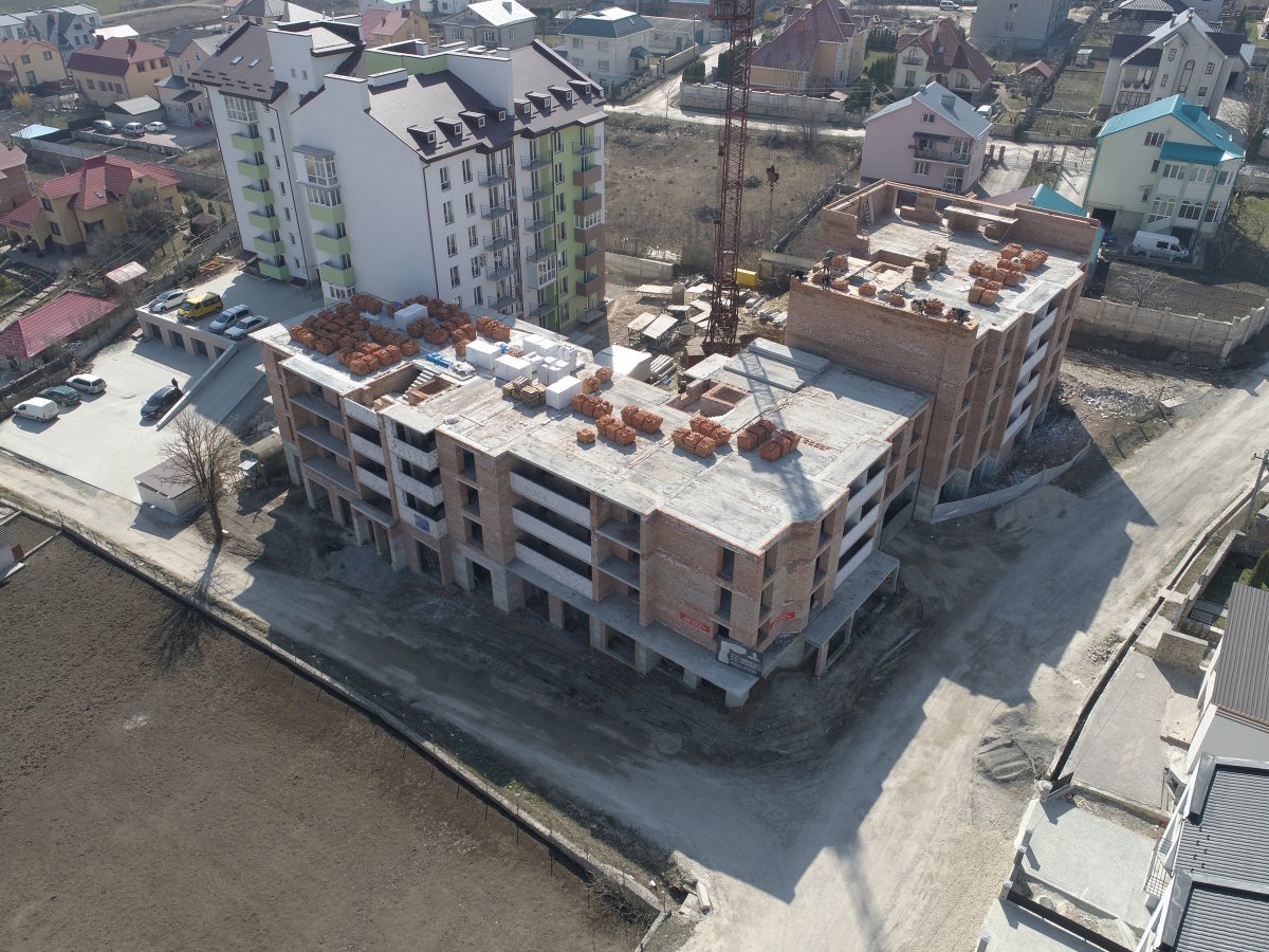 Фотозвіт по будівництву ЖК “КОМФОРТ ТАУН ПЛЮС” (27.03.2020 року) - Комфорт Житлобуд
